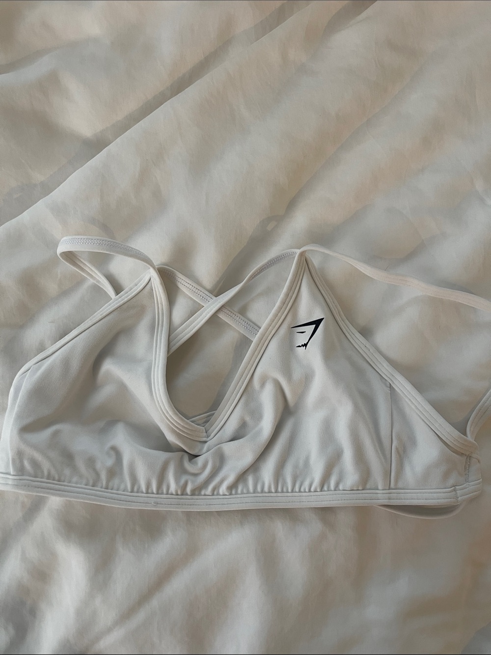 Gymshark Mixed Sports Bra Bundle and Mock Neck Long Sleeve - xs - Picture 8 of 8